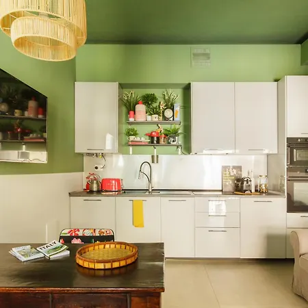 Silenziosa Casa Di Ringhiera - Porta Venezia Apartament *